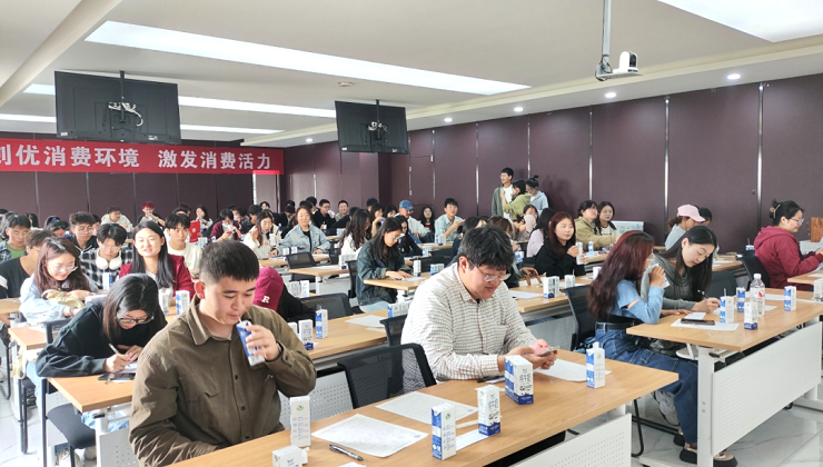 兰州财经大学师生到BG大游牧场参观交流